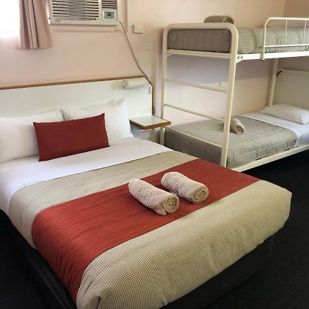 Bradman Motor Inn Cootamundra Exterior foto